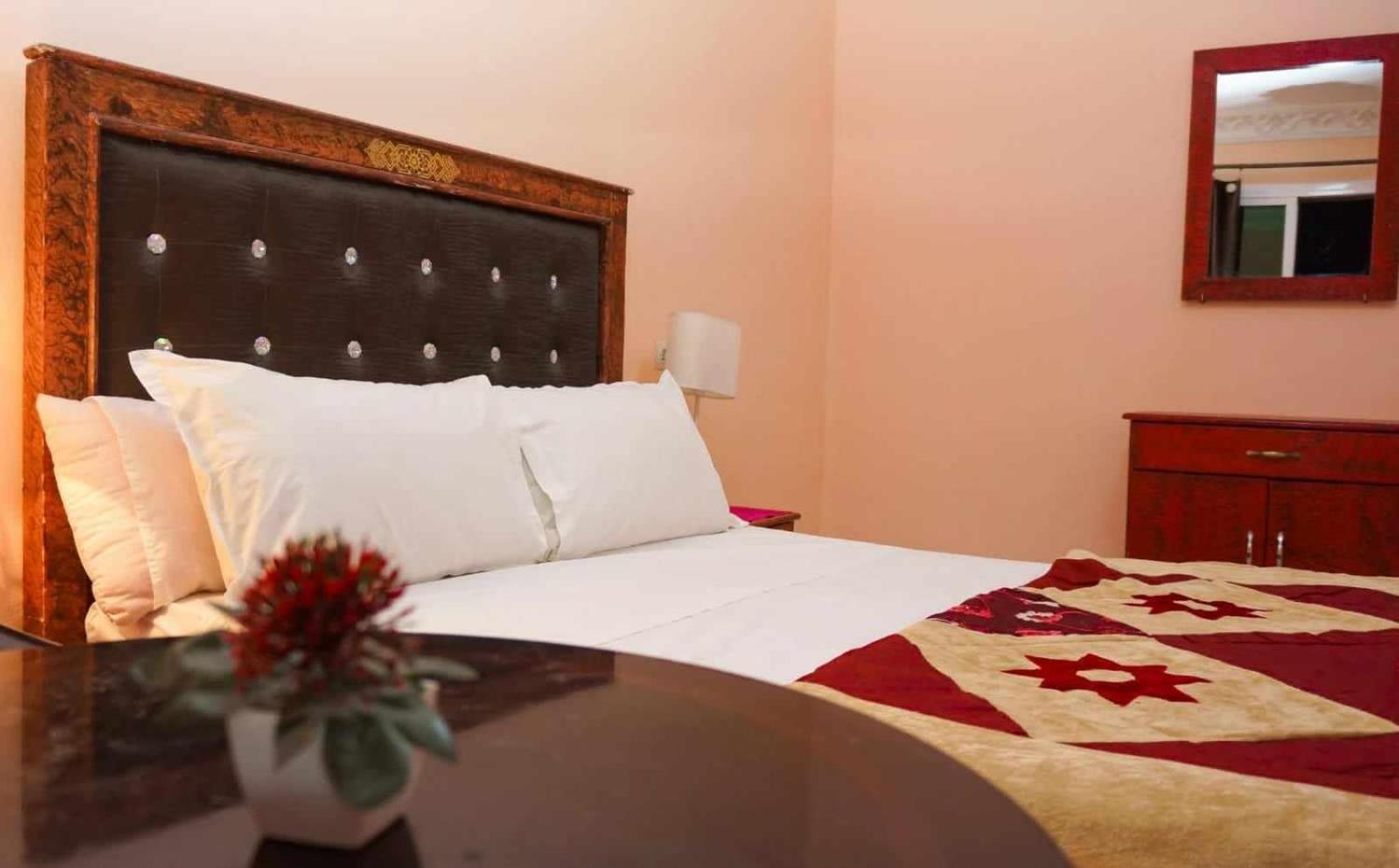 Hotel Ain Leuh Eksteriør billede
